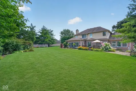 2189 Scarlet Oak Drive Avon IN 46123