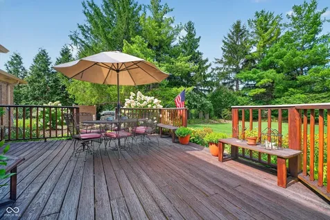 2189 Scarlet Oak Drive Avon IN 46123