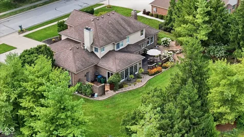 2189 Scarlet Oak Drive Avon IN 46123