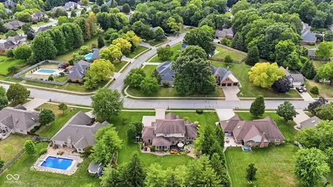 2189 Scarlet Oak Drive Avon IN 46123