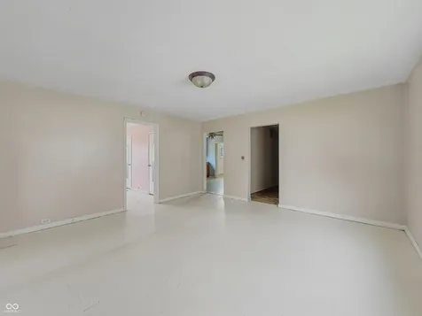 1634 S B Street Elwood IN 46036