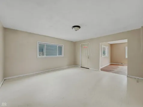 1634 S B Street Elwood IN 46036