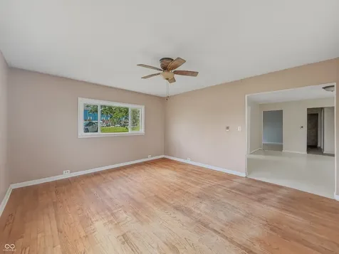1634 S B Street Elwood IN 46036