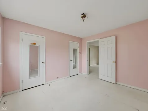 1634 S B Street Elwood IN 46036