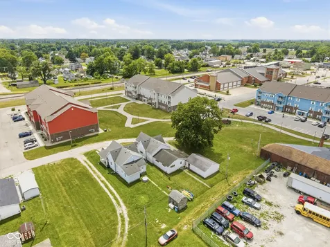 1634 S B Street Elwood IN 46036