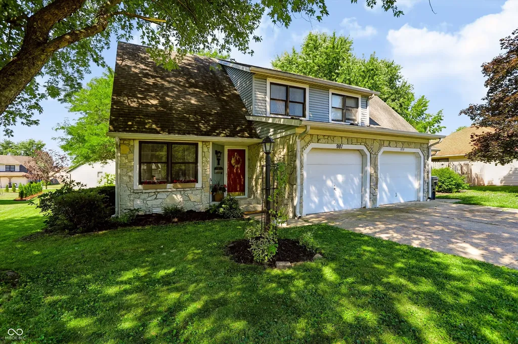 981 Maple Grove Drive Greenwood IN 46143