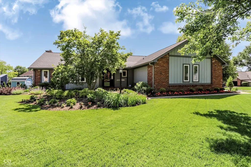 14549 Saddleback Drive Carmel IN 46032