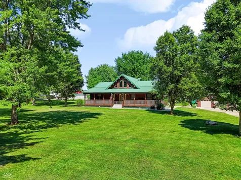 9825 S County Road 100 E Clayton IN 46118