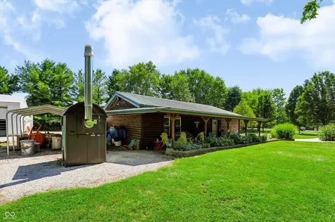9825 S County Road 100 E Clayton IN 46118