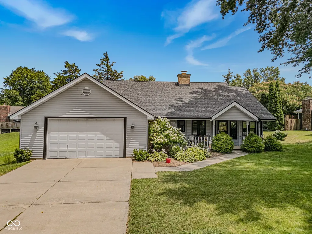 565 Luse Drive Columbus IN 47201