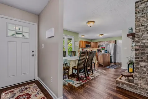 565 Luse Drive Columbus IN 47201
