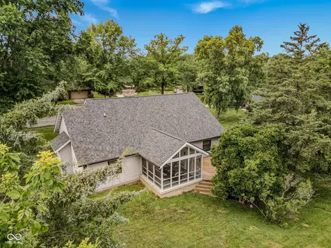 565 Luse Drive Columbus IN 47201