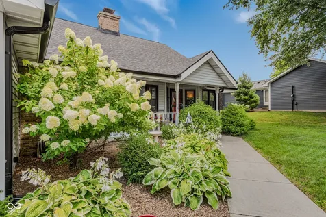 565 Luse Drive Columbus IN 47201