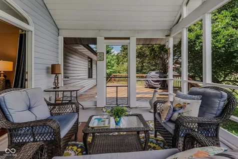 565 Luse Drive Columbus IN 47201