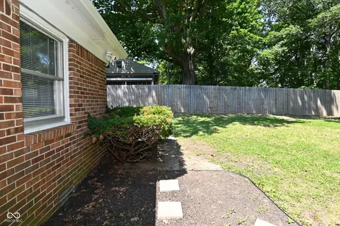 6400 E Hadley Road Mooresville IN 46158
