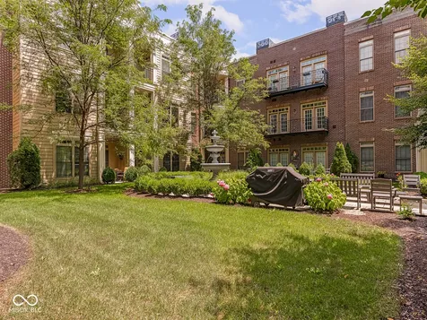 450 E Ohio Street Indianapolis IN 46204