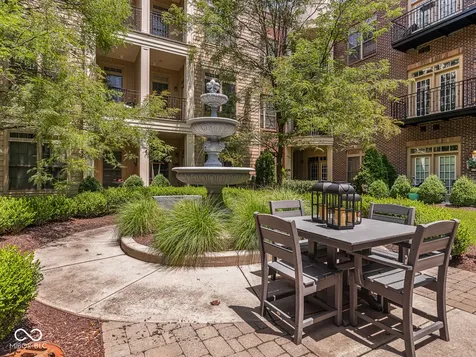 450 E Ohio Street Indianapolis IN 46204