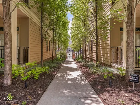 450 E Ohio Street Indianapolis IN 46204