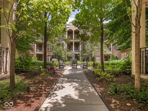 450 E Ohio Street Indianapolis IN 46204