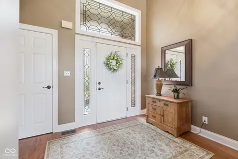 11240 Blackwalnut Point Indianapolis IN 46236