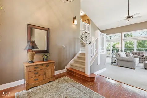 11240 Blackwalnut Point Indianapolis IN 46236
