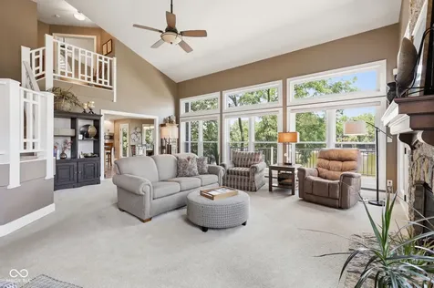 11240 Blackwalnut Point Indianapolis IN 46236