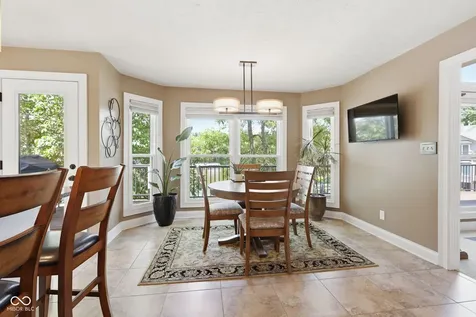 11240 Blackwalnut Point Indianapolis IN 46236