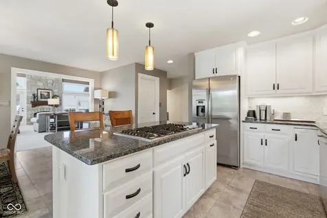 11240 Blackwalnut Point Indianapolis IN 46236
