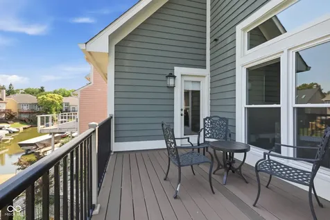 11240 Blackwalnut Point Indianapolis IN 46236
