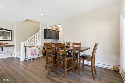 11240 Blackwalnut Point Indianapolis IN 46236