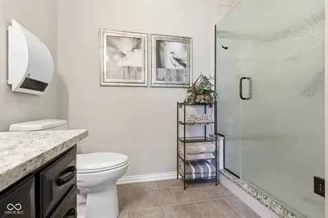 11240 Blackwalnut Point Indianapolis IN 46236