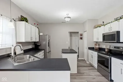 3158 Monterey Drive Whiteland IN 46184