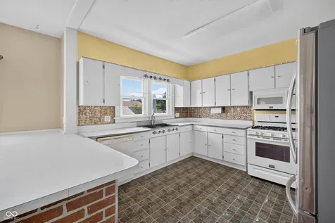 6131 W 100 N Switz City IN 47465