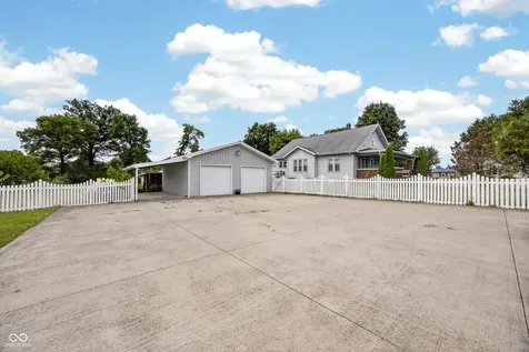 6131 W 100 N Switz City IN 47465