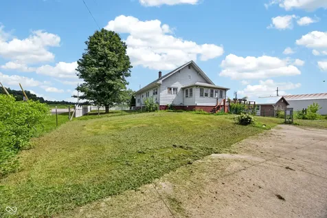 6131 W 100 N Switz City IN 47465
