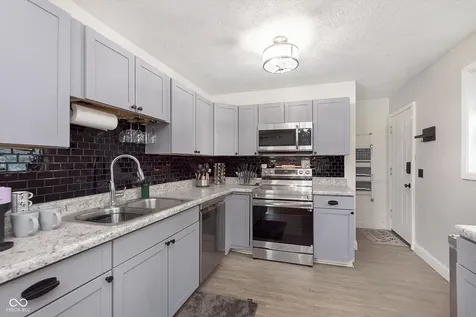 5843 N Keystone Avenue Indianapolis IN 46220