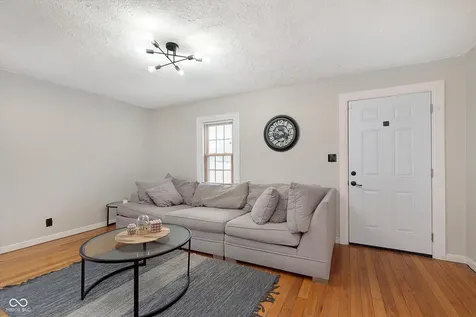 5843 N Keystone Avenue Indianapolis IN 46220
