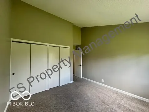 6627 Live Oak Road Indianapolis IN 46214