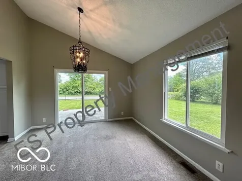 6627 Live Oak Road Indianapolis IN 46214