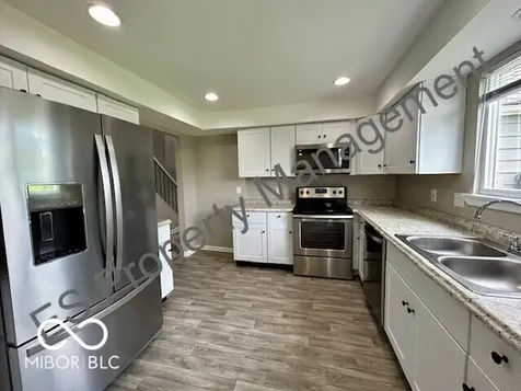 6627 Live Oak Road Indianapolis IN 46214