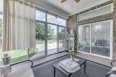 6258 Royal Alley Place Indianapolis IN 46237
