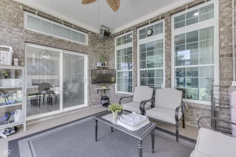 6258 Royal Alley Place Indianapolis IN 46237