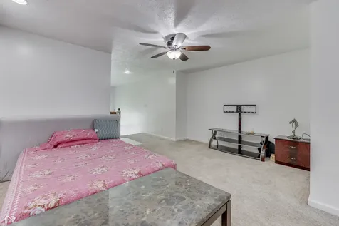 6258 Royal Alley Place Indianapolis IN 46237