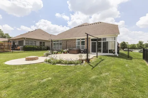 6258 Royal Alley Place Indianapolis IN 46237
