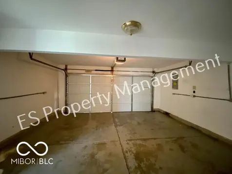 10902 Glenayr Drive Camby IN 46113