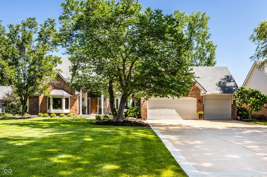 5704 E Fall Creek Parkway North Drive Indianapolis IN 46226