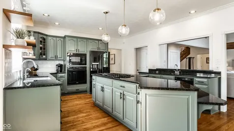 5704 E Fall Creek Parkway North Drive Indianapolis IN 46226