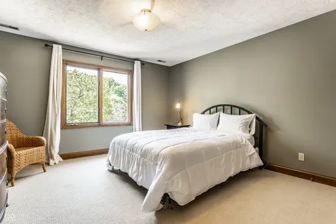 5704 E Fall Creek Parkway North Drive Indianapolis IN 46226