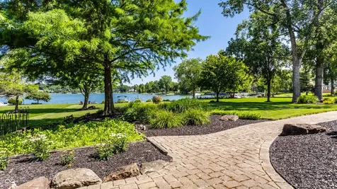 5704 E Fall Creek Parkway North Drive Indianapolis IN 46226