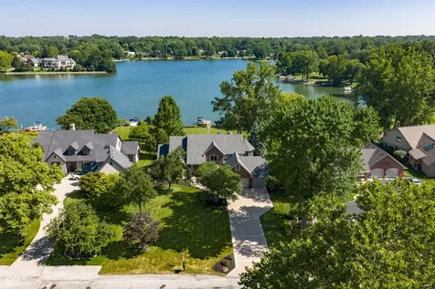5704 E Fall Creek Parkway North Drive Indianapolis IN 46226